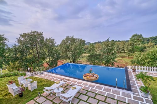 Casa Portico – 6 bedroom villa in Karjat, Maharashtra