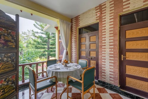 Abhimanyu Mansion Sapphire | 4-BHK Heritage Haveli With Outdoor Dining Area & Garden in City Centre – 4 bedroom villa in Udaipur, Rajasthan