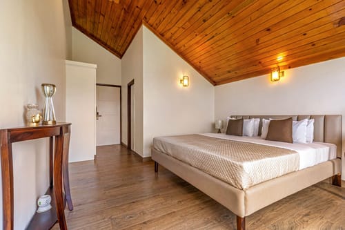 Solace @ Cujo’s Haus – 2 bedroom villa in Mukteshwar, Uttarakhand