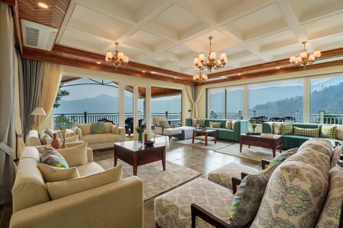 Summit @ The Mohru Estate - Chail w/ Heated Pool – 4 bedroom villa in Shimla, Himachal Pradesh