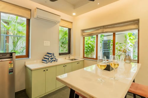 Villa Valerie | Pet-friendly 3-BHK Villa Near Popular Attractions With Pvt Pool & Bar – 3 bedroom villa in North Goa, Goa