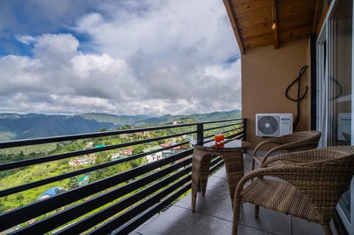 Trio’s Top | 1 Pet-friendly Room with Valley views, Garden & Balcony – 2 bedroom villa in Mukteshwar, Uttarakhand