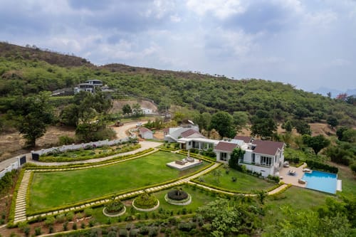 Bean & Blanc – 5 bedroom villa in Lonavala, Maharashtra