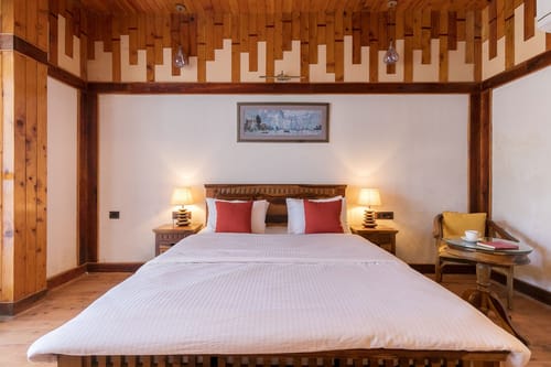 Cottage on the Lake – 4 bedroom villa in Bhimtal, Uttarakhand