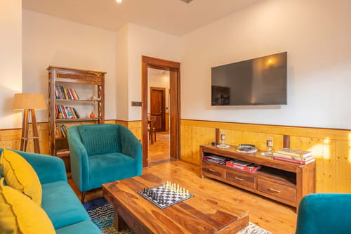 Mist @ Cottage On The Lake – 2 bedroom villa in Bhimtal, Uttarakhand