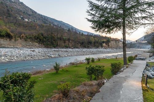 Oasis @ Moets Waterfront Estate - Raison – 2 bedroom villa in Manali, Himachal Pradesh
