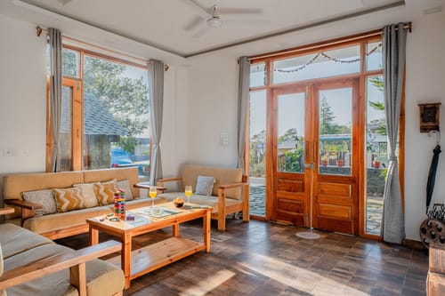 Ilaka Stone House – 5 bedroom villa in Dharamshala, Himachal Pradesh