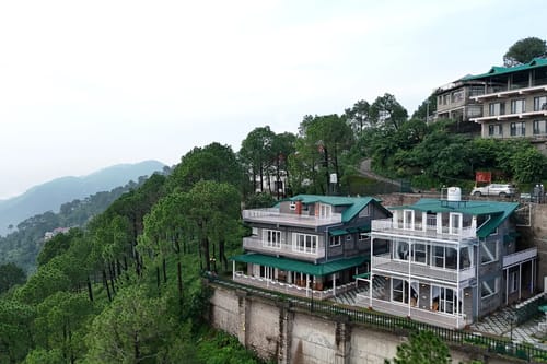 Goldencrest | 6-BHK | Garden | Balconies | Scenic views – 6 bedroom villa in Kasauli, Himachal Pradesh