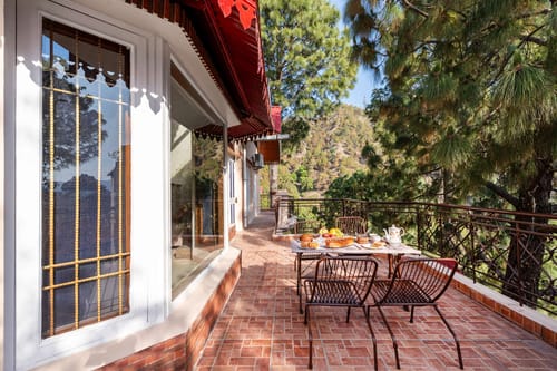 Cosy Crest – 3 bedroom villa in Kasauli, Himachal Pradesh