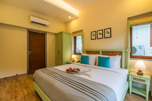 Azalea | Pet-friendly 3-BHK Villa With Private Pool, Garden & Bar – 3 bedroom villa in North Goa, Goa