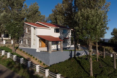 Villa Misty Oaks – 3 bedroom villa in Ooty, Tamil Nadu