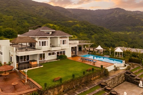 PS’ Infinity Hideout – 7 bedroom villa in Pune, Maharashtra
