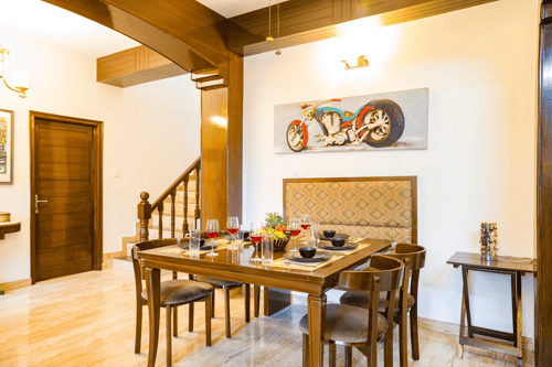 Kasauli Woods Cottage | Hillside 3-BHK Retreat With Outdoor Lounge, Balcony & Scenic Views – 3 bedroom villa in Kasauli, Himachal Pradesh