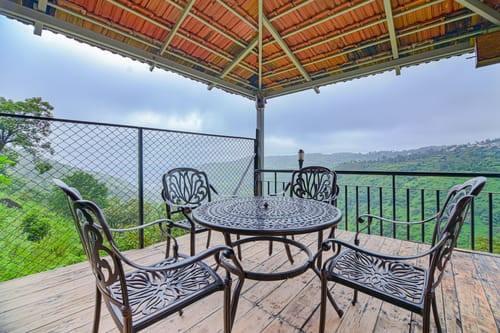 Verandah by the Valley (Treehouse) - Panchgani, Maharashtra – 1 bedroom villa in Panchgani, Maharashtra