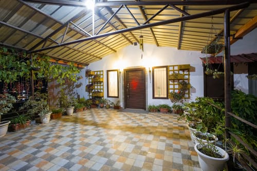 Lakeview Manor | Stunning 3-BHK Lakeside Getaway With Balconies & A Garden – 3 bedroom villa in Bhimtal, Uttarakhand
