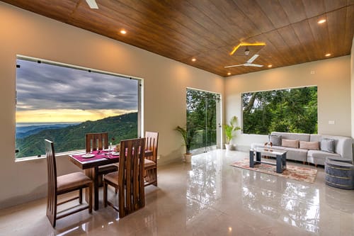 Tranquil @ Cedar Haven - Nahan W/Outdoor Infinity Pool – 3 bedroom villa in Kasauli, Himachal Pradesh
