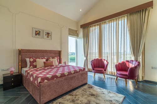 Serenity Farms w/ Pool – 5 bedroom villa in Delhi-ncr, Haryana