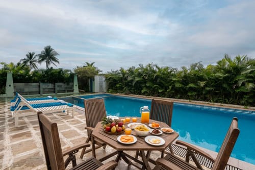 Deluxe Rooms @ Thalassa near the Beach – 4 bedroom villa in Alibaug, Maharashtra