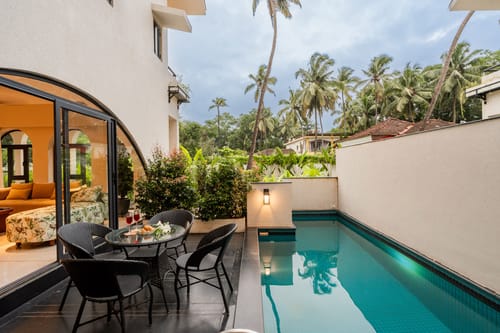 BellaVie | 3-BHK Villa With Private Pool & TV Lounge Area In A Gated Complex – 3 bedroom villa in North Goa, Goa