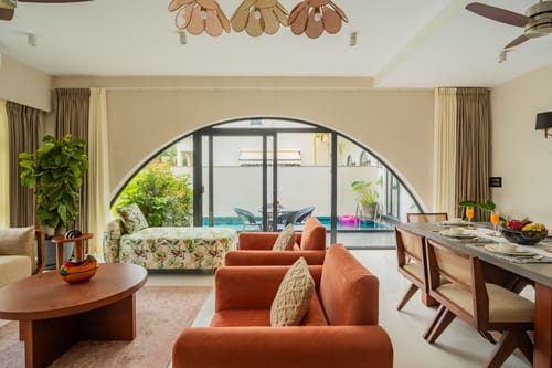 BellaVie | 3-BHK Villa With Private Pool & TV Lounge Area In A Gated Complex – 3 bedroom villa in North Goa, Goa
