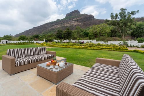 Bean & Blanc – 5 bedroom villa in Lonavala, Maharashtra