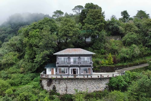 Whispering Echoes – 7 bedroom villa in Mussoorie, Uttarakhand