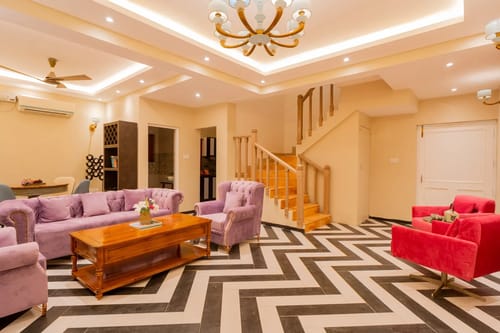 Emperor Ozran | 2-BHK Retreat With Balconies, Restaurant & Bar – 2 bedroom villa in North Goa, Goa