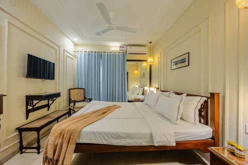 Casa Boa Vida | Luxe 4-BHK Villa Near Candolim Beach With Private Pool, Terrace & Bar – 4 bedroom villa in North Goa, Goa
