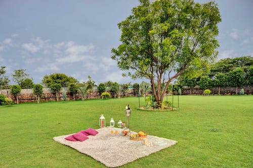 Idyllic Farmhouse - A Glasshouse w/ Outdoor Pool – 3 bedroom villa in Delhi-ncr, Haryana