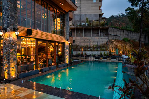 The Royce Orchid | Pet-friendly 4-BHK Hilltop Villa With Jacuzzi, Steam Room, Private Pool & 360° Hill Views – 4 bedroom villa in Kasauli, Himachal Pradesh