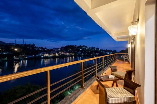 Lakeview Manor | Stunning 3-BHK Lakeside Getaway With Balconies & A Garden – 3 bedroom villa in Bhimtal, Uttarakhand