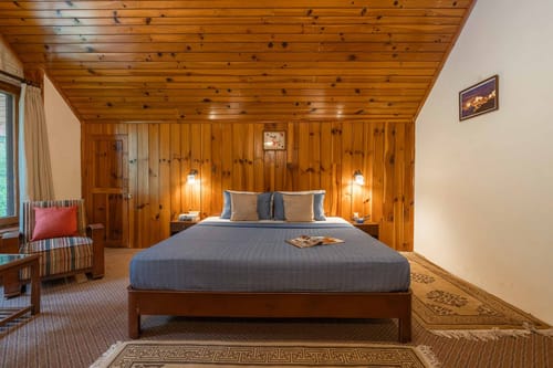 Retreat Cottages – 6 bedroom villa in Manali, Himachal Pradesh