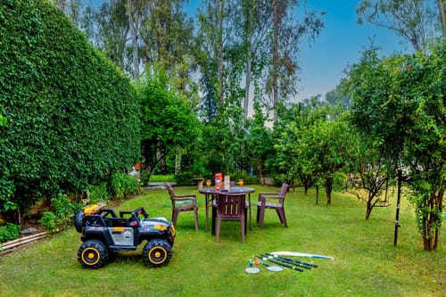 Daffodil | Pet-friendly 3-BHK Villa With Pvt Pool & Garden – 3 bedroom villa in Delhi-ncr, Delhi