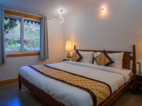 The Urban Escape Bliss | 1 Hillside Classic Room Near Chota Kailash Temple – 1 bedroom villa in Bhimtal, Uttarakhand