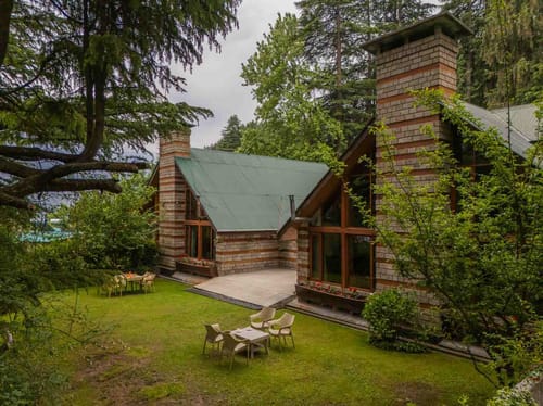 Retreat Cottages – 6 bedroom villa in Manali, Himachal Pradesh