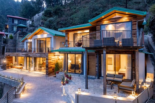 Thelma & Louise  W/ Outdoor Jacuzzi – 6 bedroom villa in Kasauli, Himachal Pradesh