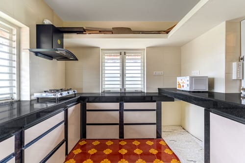 Mihirika’s Nirvana | 5-BHK With Garden, Gazebo, Bonfire Pit & Scenic Views; Near Karnataka Garden – 5 bedroom villa in Ooty, Tamil Nadu