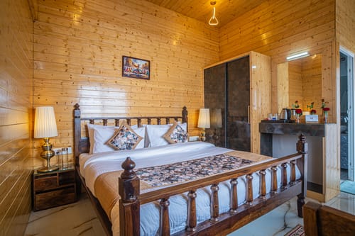 The Urban Escape Nirvana | 1 Premium Room With Hill Views – 1 bedroom villa in Bhimtal, Uttarakhand