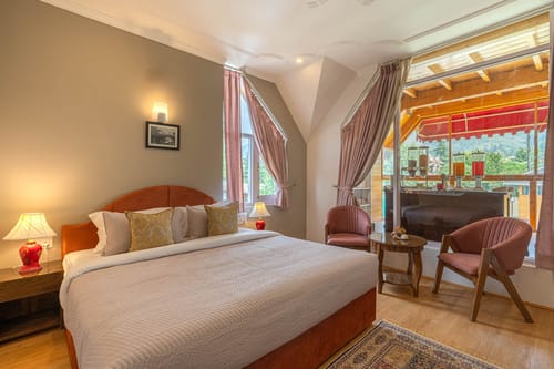 Emaarat Chalet – 10 bedroom villa in Srinagar, Jammu And kashmir