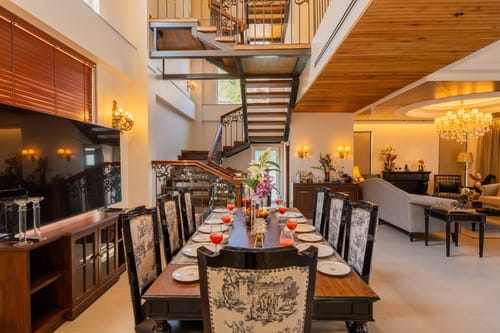 The Royce Daisy | Ultra-Luxe 4-BHK Villa With Private Pool, Jacuzzi, Steam Room & 360° Hill Views – 4 bedroom villa in Kasauli, Himachal Pradesh