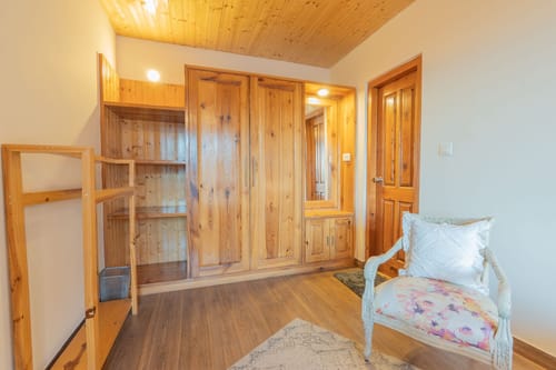 6 Rooms @ Tulip Terraces – 6 bedroom villa in Manali, Himachal Pradesh