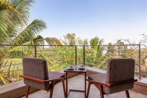 The Blue Horizon – 5 bedroom villa in Alibaug, Maharashtra