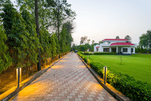 Sanisa Farm | 3-BHK Farmhouse With Private Pool, Game Zone & Lush Garden – 3 bedroom villa in Delhi-ncr, Haryana