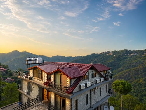 Kosh Villa Glenhaven | 3- BHK Villa with Private Balconies & Panoramic 360 Mountain Views – 3 bedroom villa in Kasauli, Himachal Pradesh