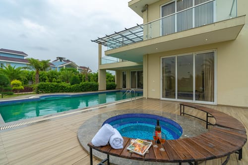 Auric Acres - Sohna – 11 bedroom villa in Delhi-ncr, Haryana
