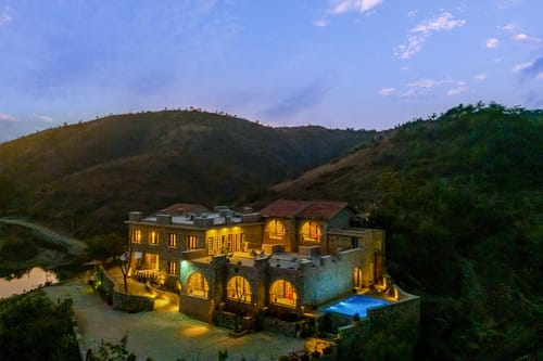 Waterstone @Saket Loak by the Lake – 8 bedroom villa in Udaipur, Rajasthan