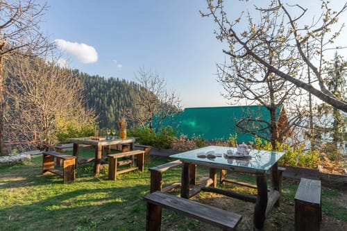 Silvana | Pet-friendly 3-Bedroom Retreat With Attic, Sauna & Garden Near Haku Temple – 3 bedroom villa in Shimla, Himachal Pradesh