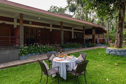 Avocado Cottages Deluxe Room | Pet-friendly Stay With Private Outdoor Seating Amid Avocado & Coffee Estate – 1 bedroom villa in Coorg, Karnataka