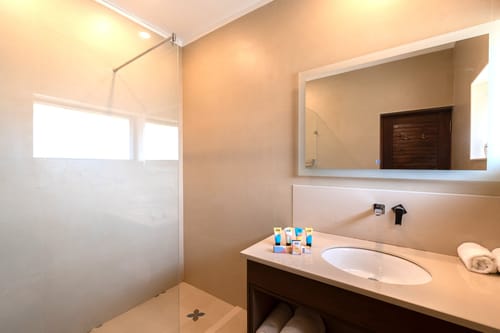 Horizon W/ Outdoor Pool – 4 bedroom villa in Kasauli, Himachal Pradesh