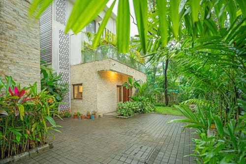 Casa Del Mar | Elegant 4-BHK Villa with Pool, Bars, TV Lounge, Gazebo & Terraces – 4 bedroom villa in North Goa, Goa